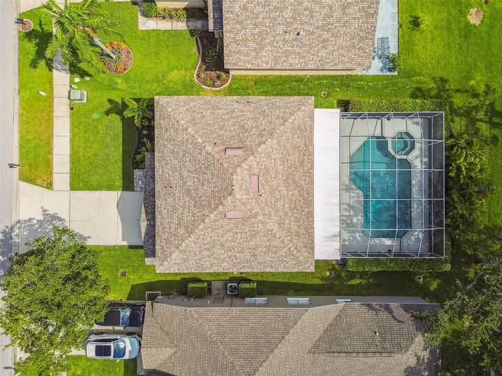 Property Photo:  1627 Shady Oaks Drive  FL 34677 
