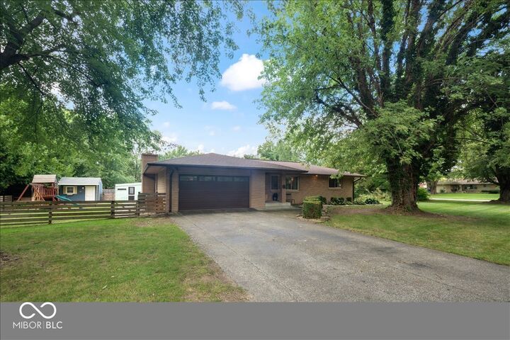 Property Photo: 7146 Chandler Court IN 46217