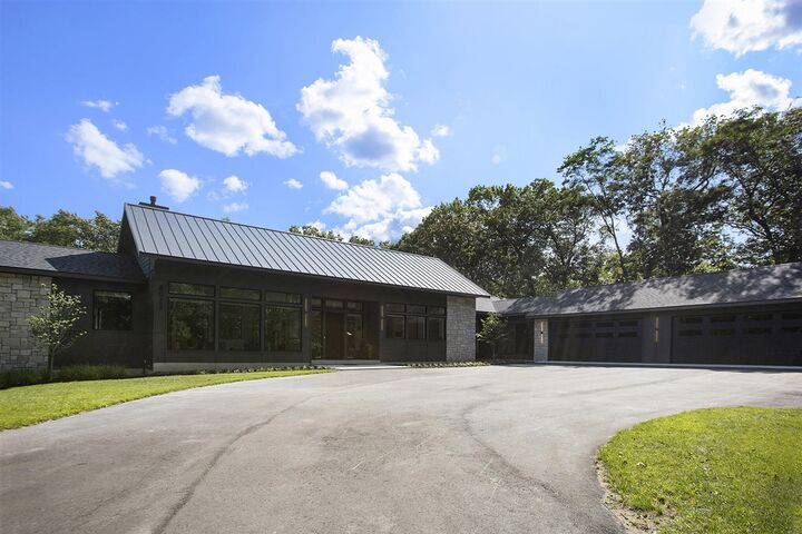 Property Photo: 6225 Wilden Ridge Drive MI 49301