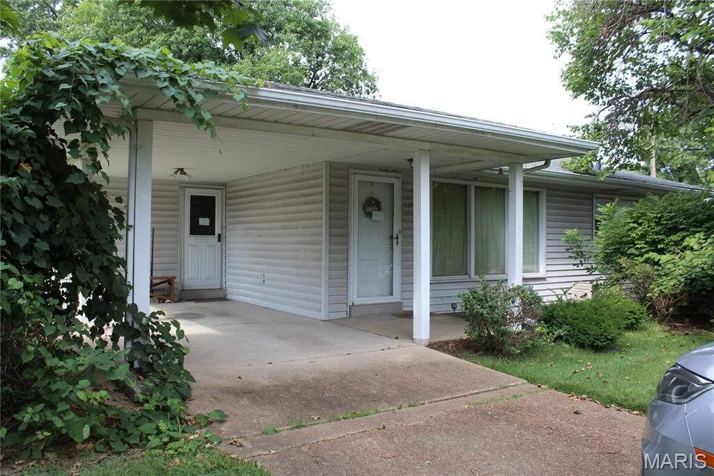 Property Photo: 1150 Charbonier Road MO 63031
