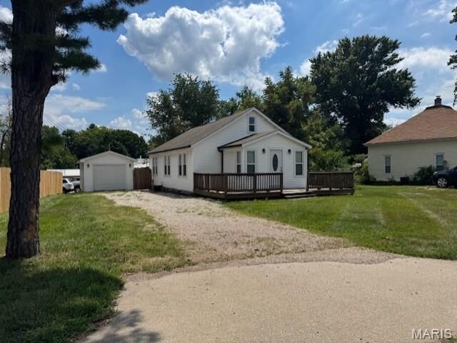 Property Photo:  904 W Springfield Road  MO 63080 