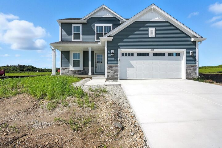 1710 Cardinal Ln  Mukwonago WI 53149 photo