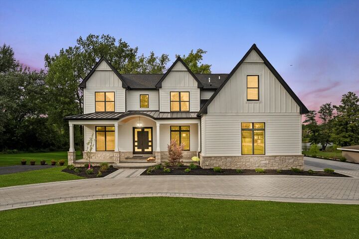 Property Photo:  15W670 83rd Street  IL 60527 
