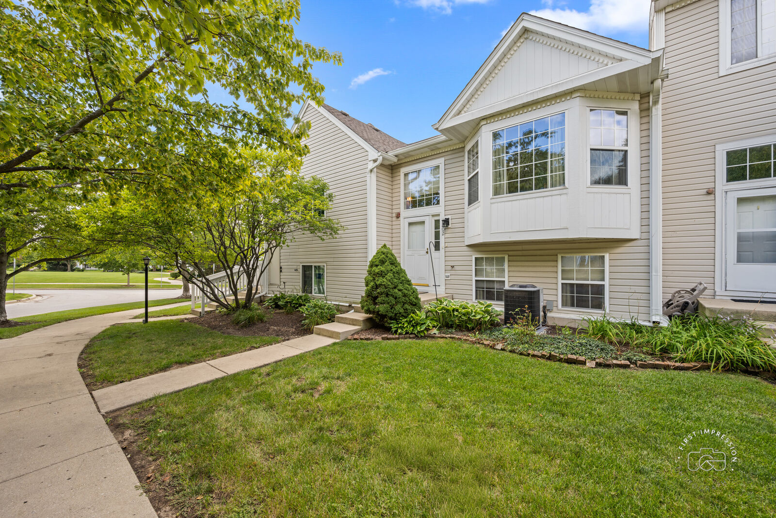 Property Photo:  1202 Fox Hill Lane  IL 60542 