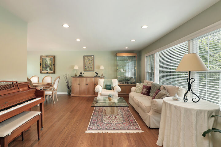 Property Photo:  1341 Carlisle Place  IL 60015 