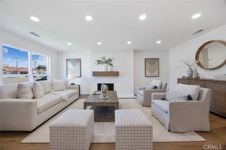 6432 Myrtle Drive  Huntington Beach CA 92647 photo