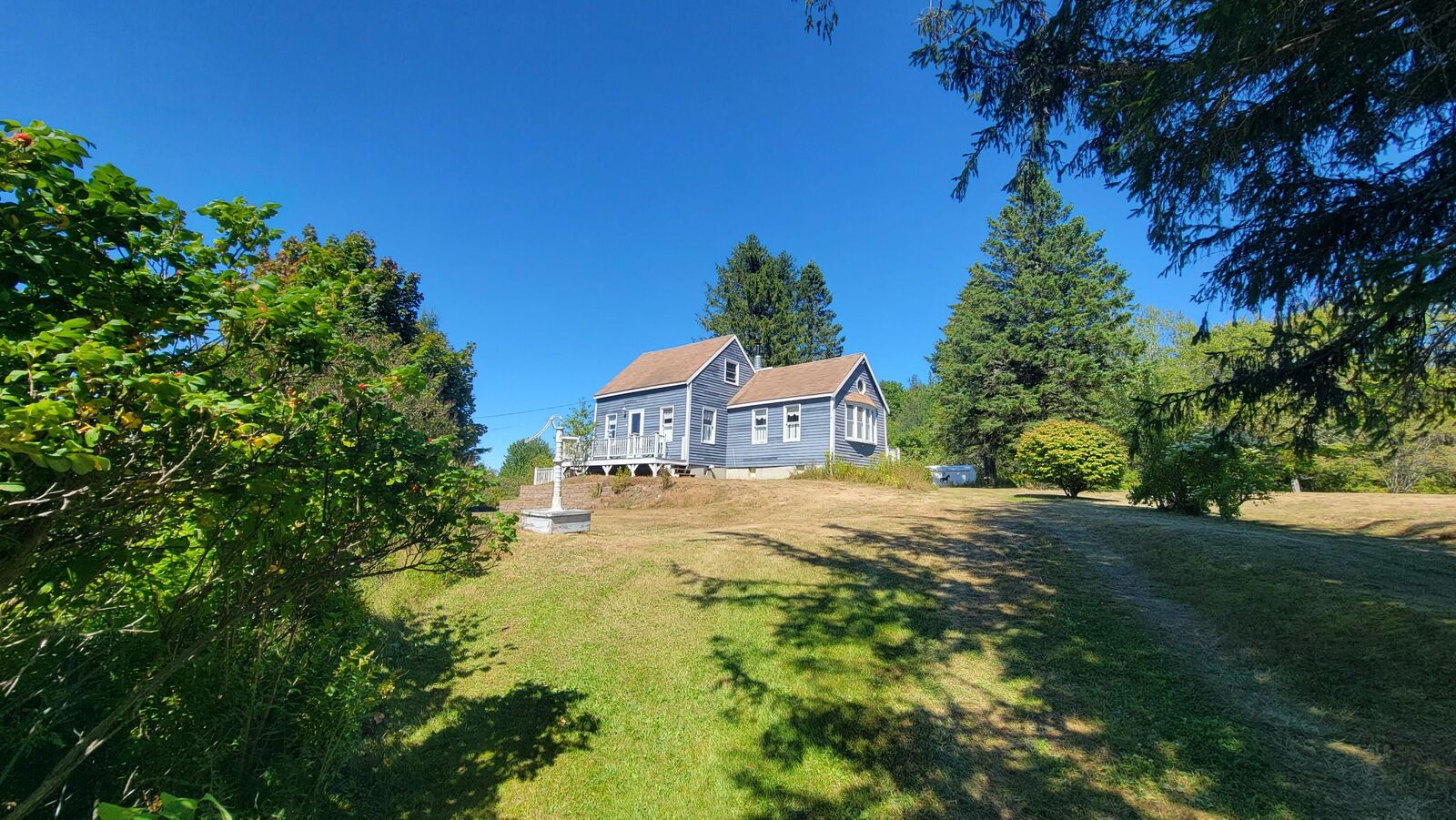 Property Photo: 38 Bay Road ME 04648