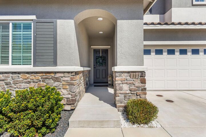 Property Photo:  7096 Star Trail Way  CA 95747 