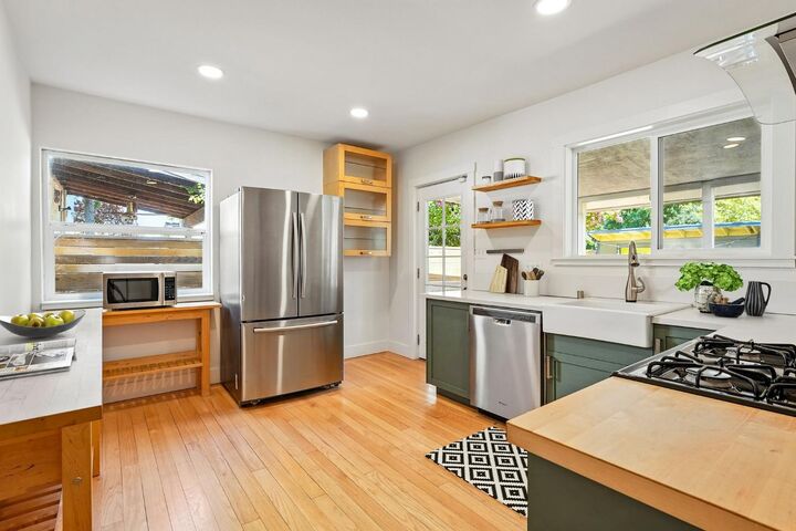 Property Photo:  2673 Freeport Boulevard  CA 95818 