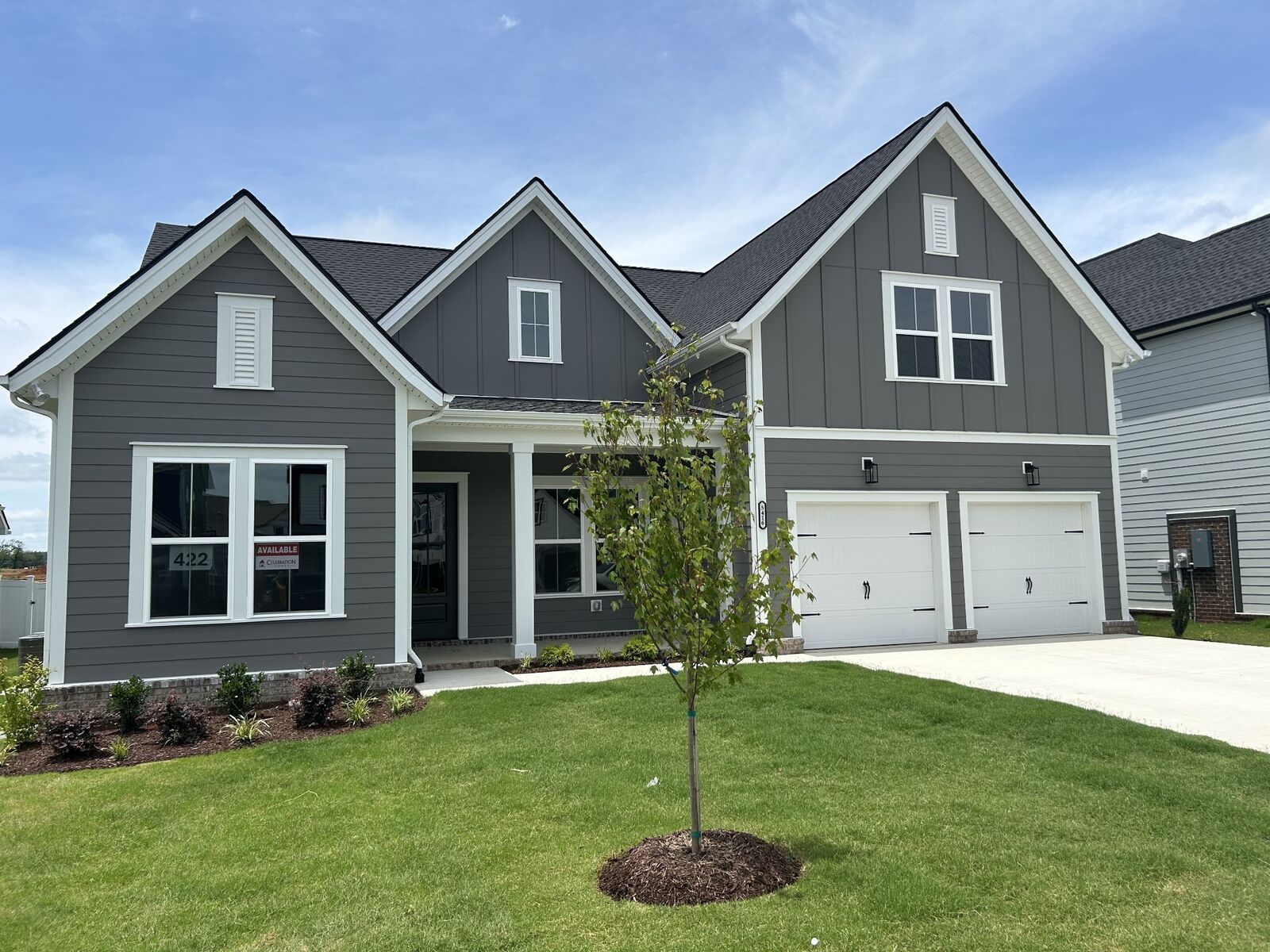 Property Photo: 5427 Bridgemore Blvd TN 37129
