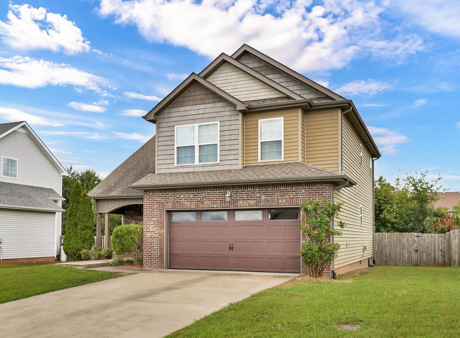 Property Photo:  992 Dwight Eisenhower Way  TN 37042 