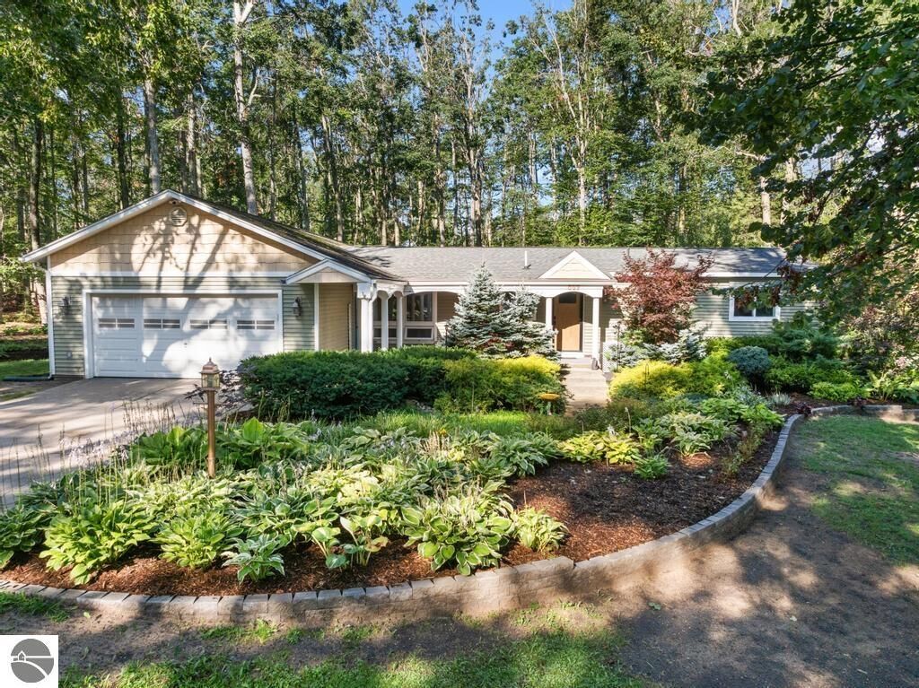 Property Photo: 869 Surrey Lane MI 49770