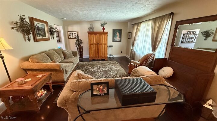 Property Photo: 419 Wendemere Drive OH 44425