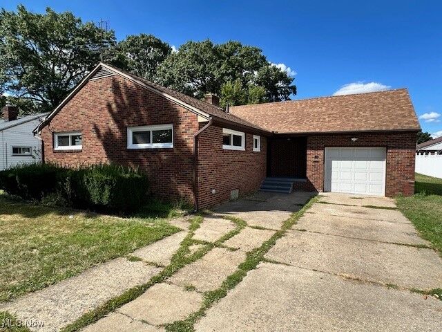 Property Photo:  815 34th Street NW  OH 44709