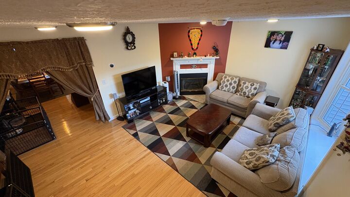 Property Photo: 62 Georgetowne Drive NH 03062