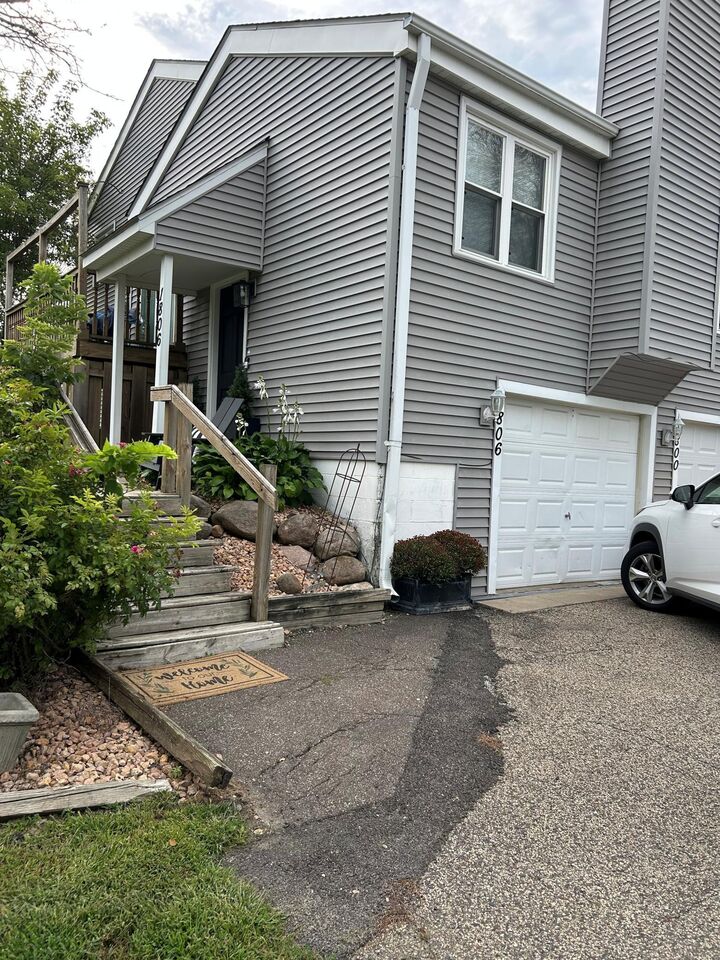 Property Photo: 1806 Orchard Lane MN 55356