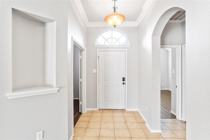 Property Photo: 12924 Parkersburg Drive TX 76244
