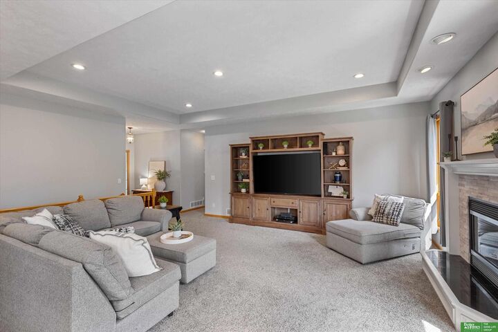 Property Photo: 20919 McClellan Circle NE 68028