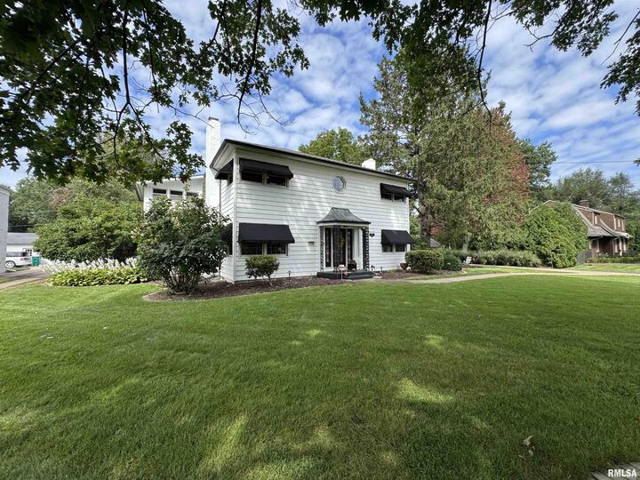 Property Photo: 1796 N Broad Street IL 61401