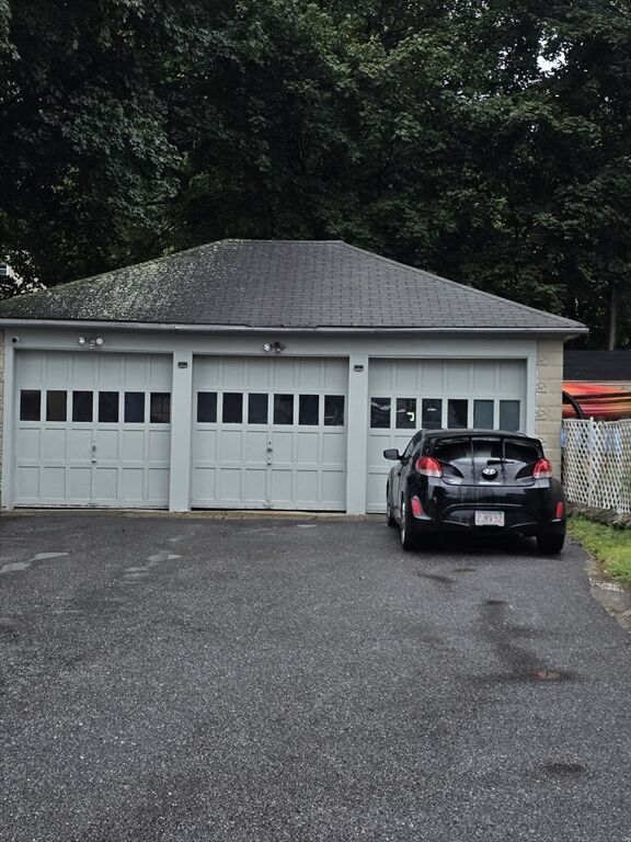 Property Photo: 85 Boutelle St MA 01420