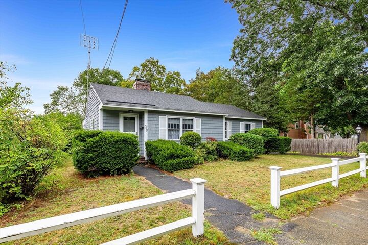 Property Photo:  568 Merrimac St  MA 01950 