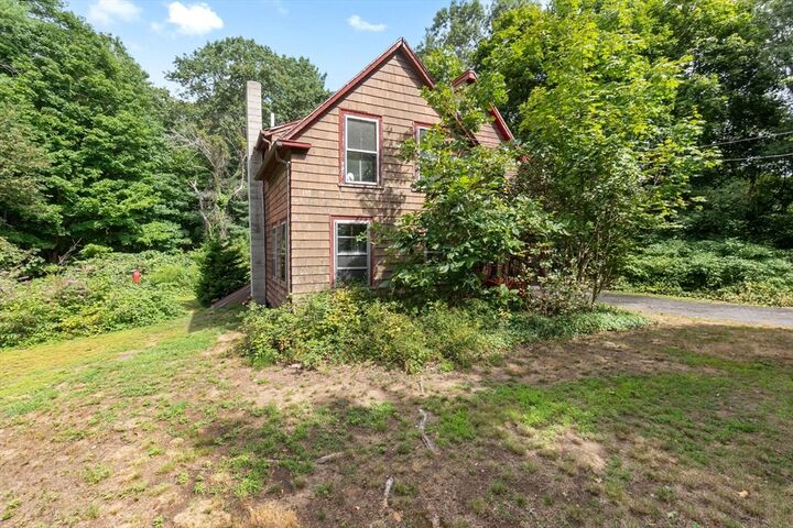 Property Photo:  177 Topsfield Rd  MA 01938 