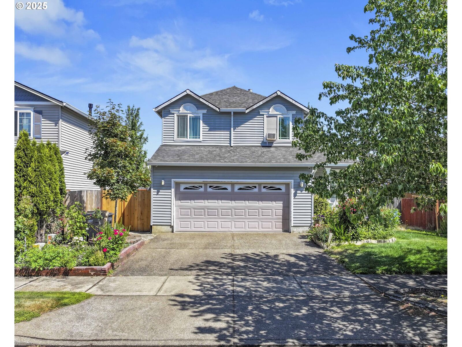 Property Photo: 4417 Mackinaw Ave SE OR 97322