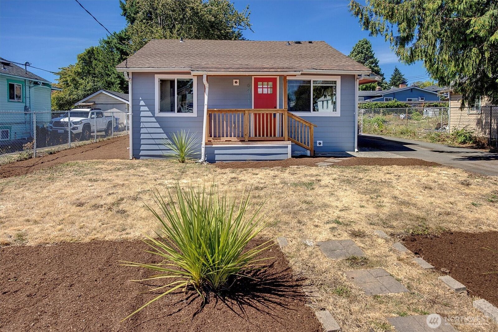 Property Photo:  6411  28th Avenue S  WA 98108 