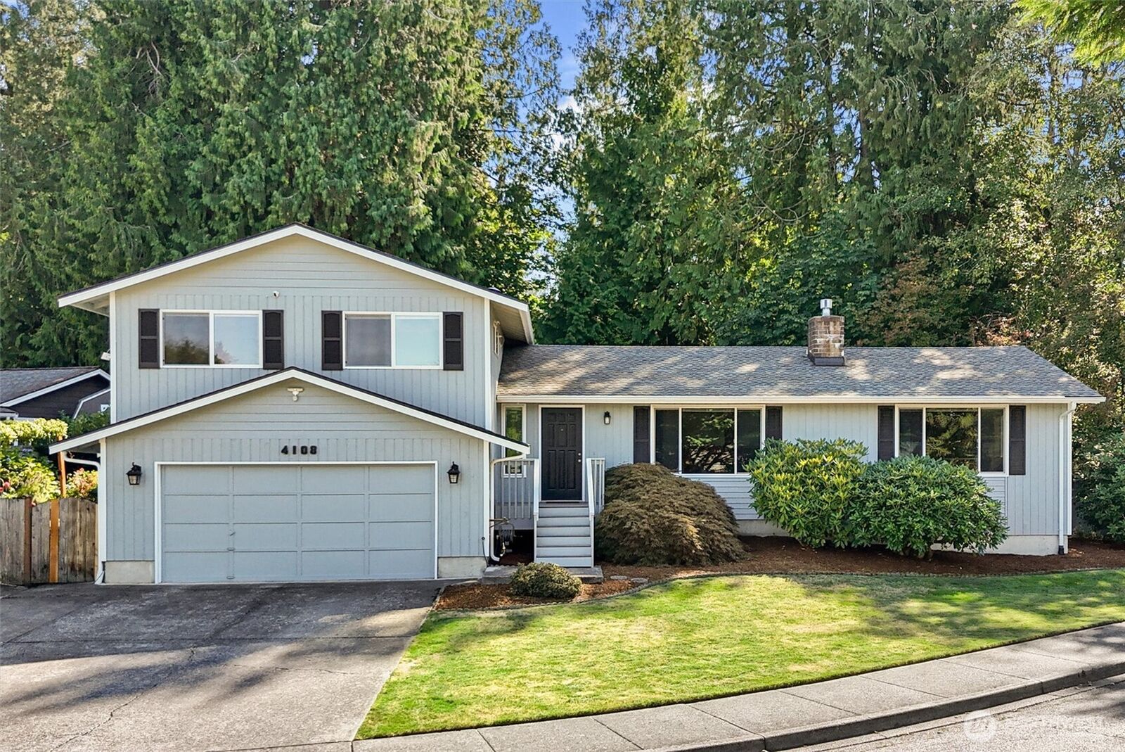 Property Photo:  4108  Seneca Drive  WA 98273 