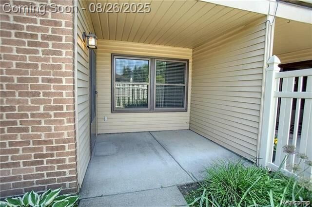 Property Photo: 19593 Northridge Drive MI 48167