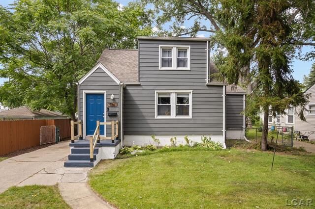 136 W Elza Avenue  Hazel Park MI 48030 photo