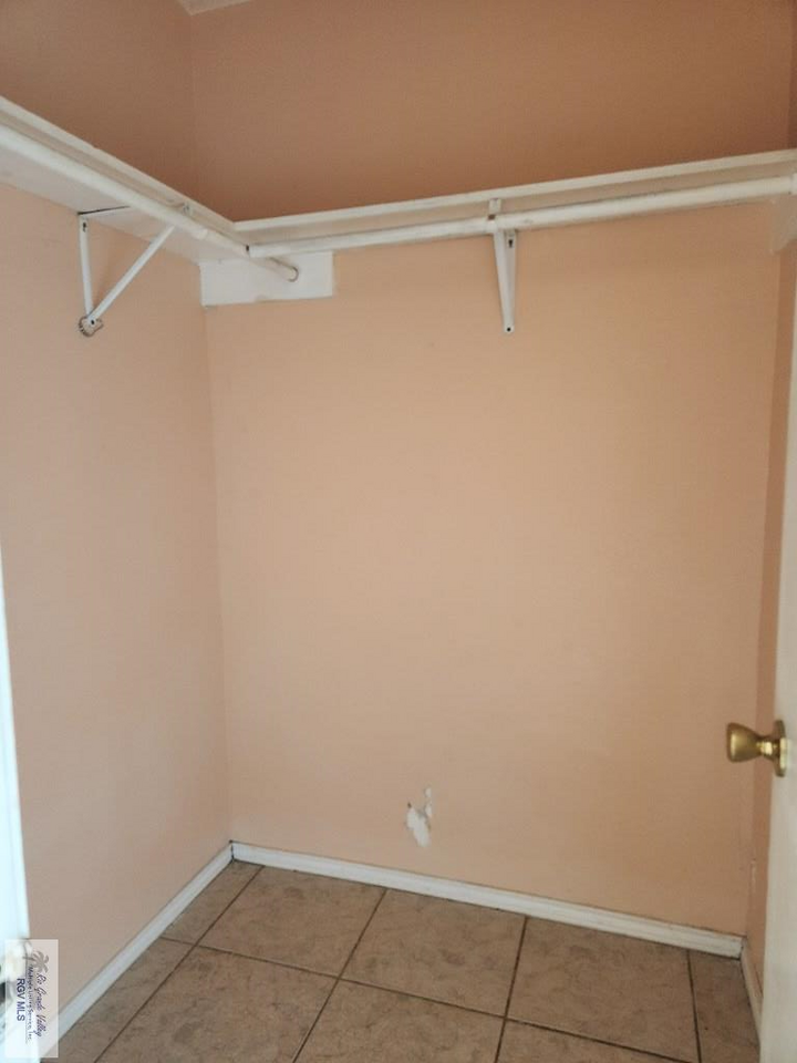 Property Photo: 1803 Turqueza Dr. B TX 78521