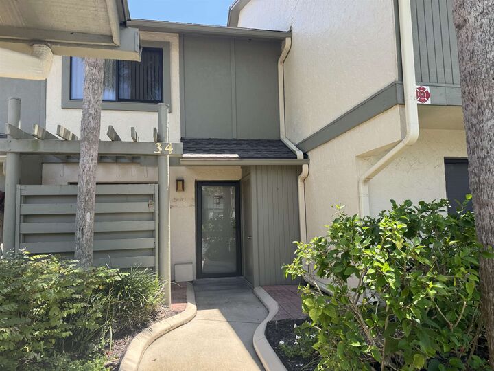Property Photo: 34 Village Las Palmas Cir 34 FL 32080