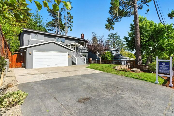 Property Photo:  422 Avenue Portola  CA 94019 