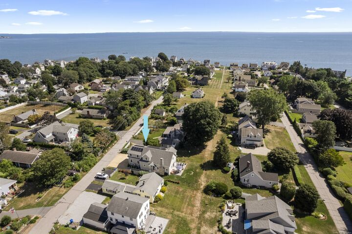 Property Photo: 19 Sagamore Terrace East CT 06498
