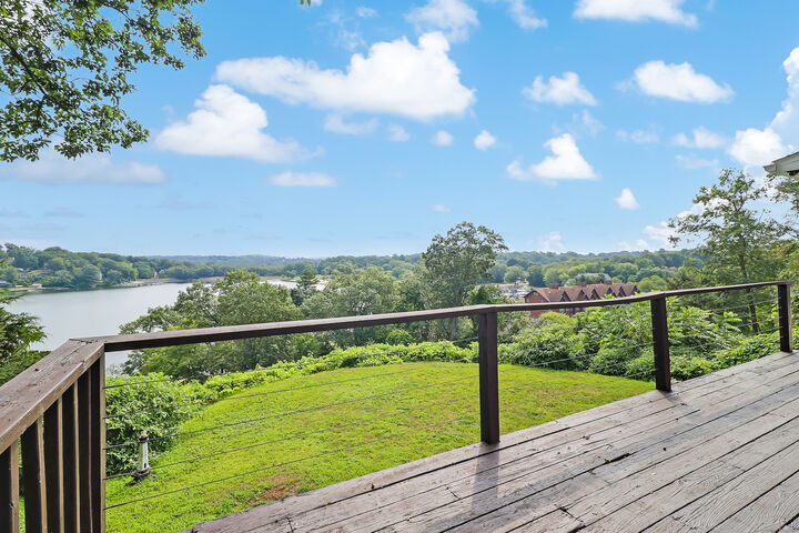 Property Photo:  33 Cornell Road  CT 06811 