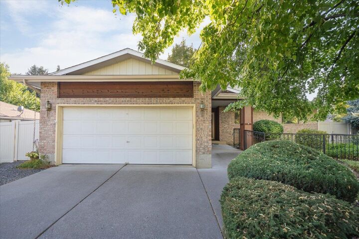 Property Photo:  5020 S Stone St  WA 99223 