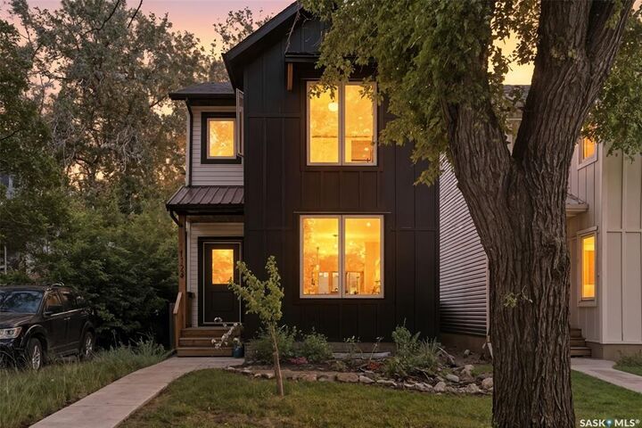 Photo de la propriété:  1124 9th Street E  SK S7H 0N4 