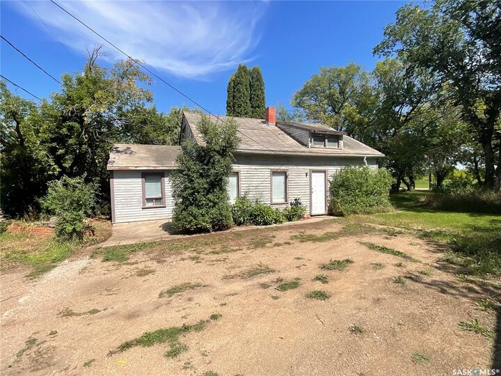 Property Photo: 113 Railway Avenue S SK S0J 1R0