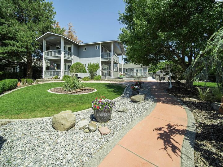 9505 Sturgis Road  Pasco WA 99301 photo