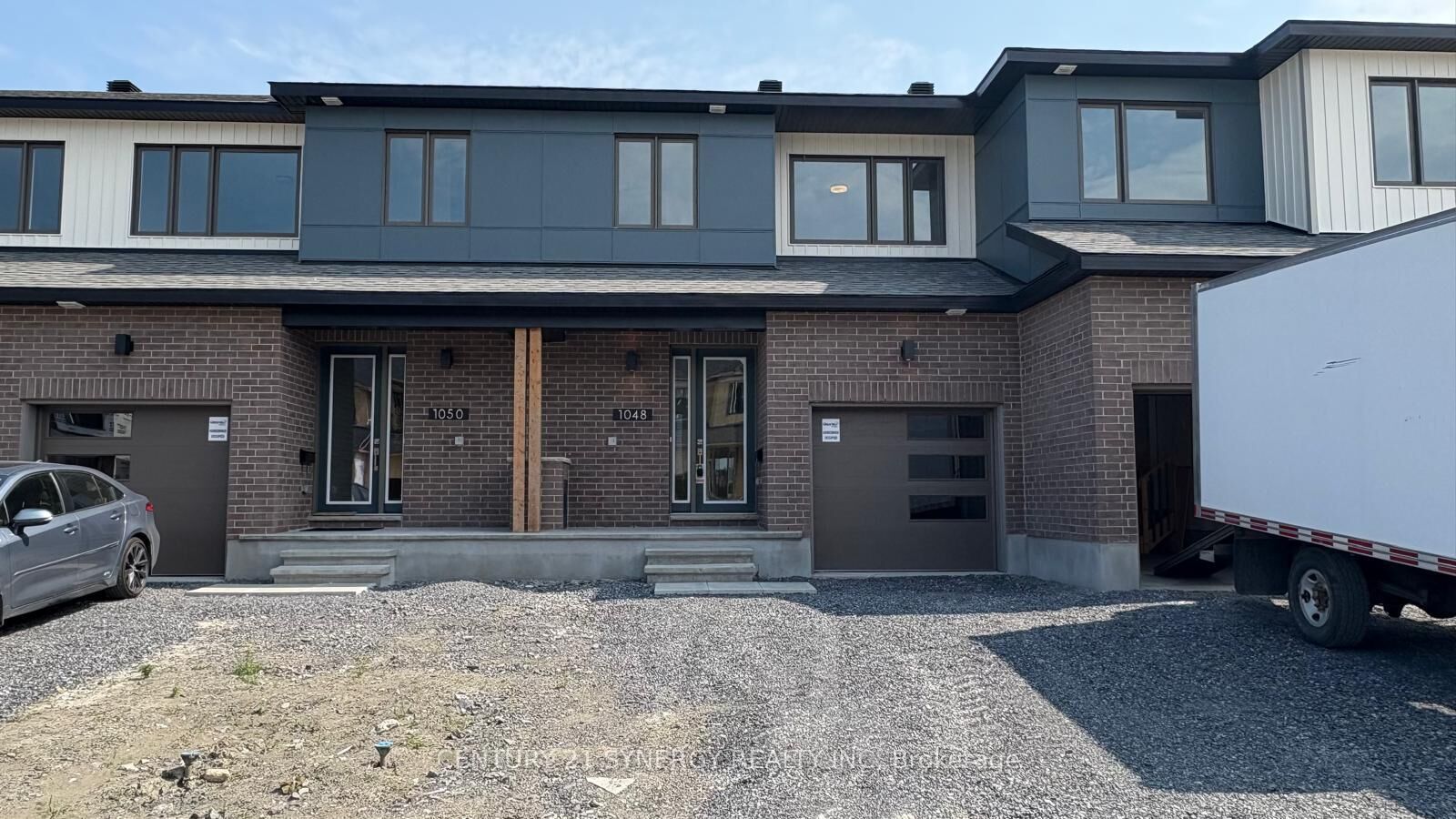 Property Photo: 1048 Ventus Way ON K1W 0S7