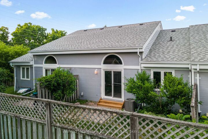 Property Photo: 834 Arlington Street 9 ON N0H 2C4