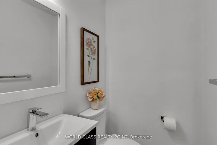Property Photo:  819 Cameron Street  ON K9J 4A2 