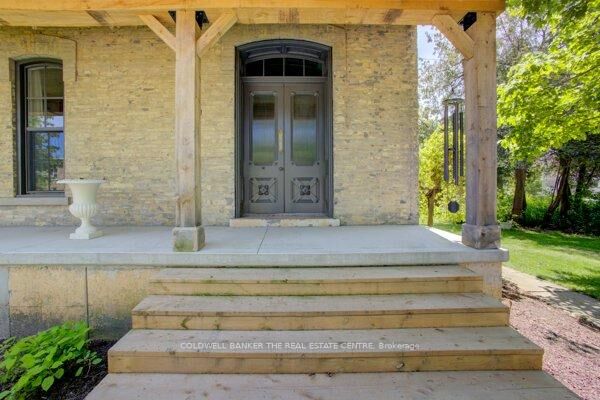Property Photo: 150 Wellington Street E ON N0G 2L2