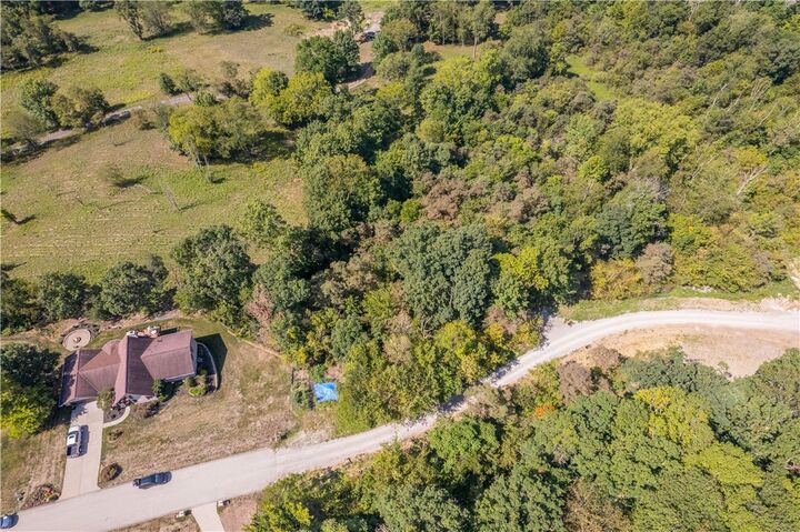 Property Photo: #44 Hobbitt Ln PA 15332