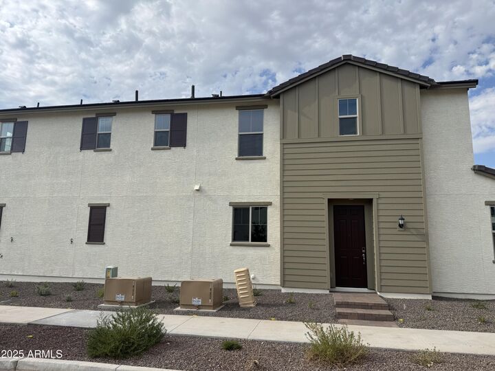 Property Photo: 2474 W Rowel Road AZ 85085