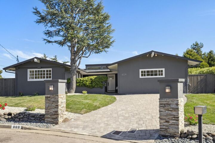 809 Everest Court  Mill Valley CA 94941 photo