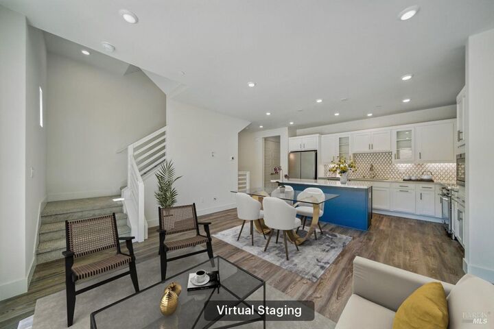 Property Photo: 206 Verandah Avenue CA 94945