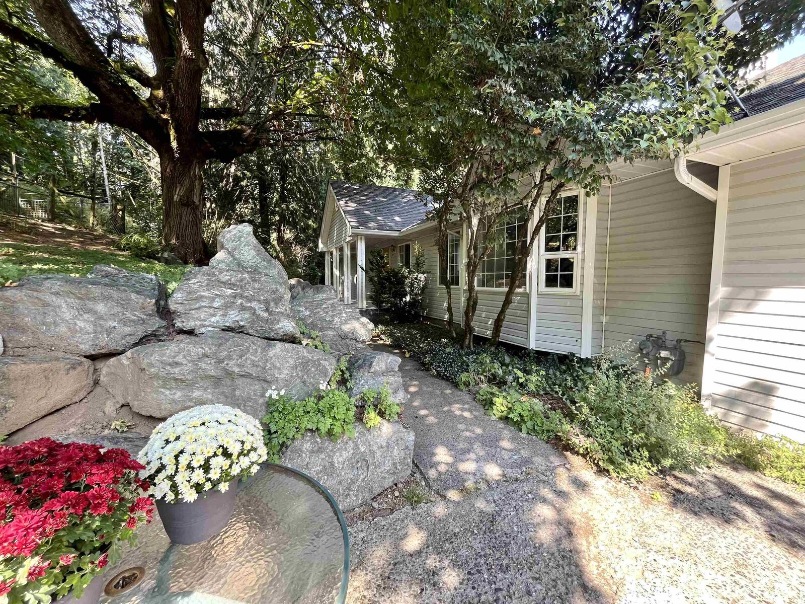 Property Photo: 6080 Ross Road BC V2R 4S6