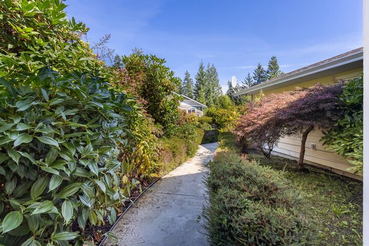 Property Photo: 12710 Lagoon Road 23 BC V0N 2H1